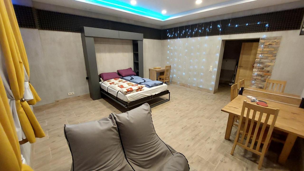 Fun And Chill Patalpu Ir Pirties Nuoma Apartment Vilnius Luaran gambar