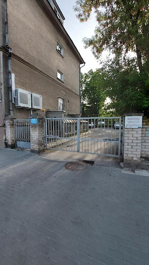 Fun And Chill Patalpu Ir Pirties Nuoma Apartment Vilnius Luaran gambar