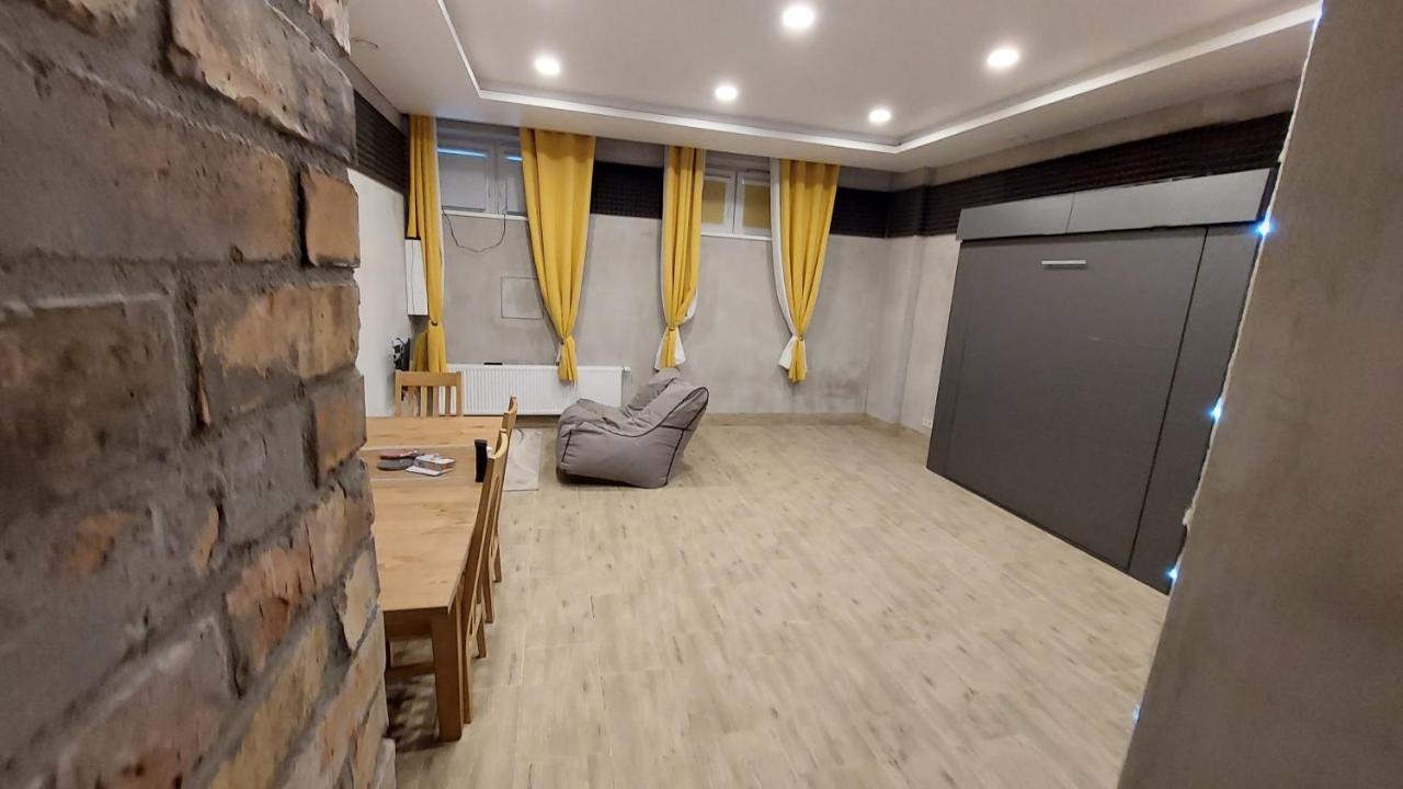 Fun And Chill Patalpu Ir Pirties Nuoma Apartment Vilnius Luaran gambar